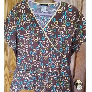 Cherokee 2x mock wrap scrub top